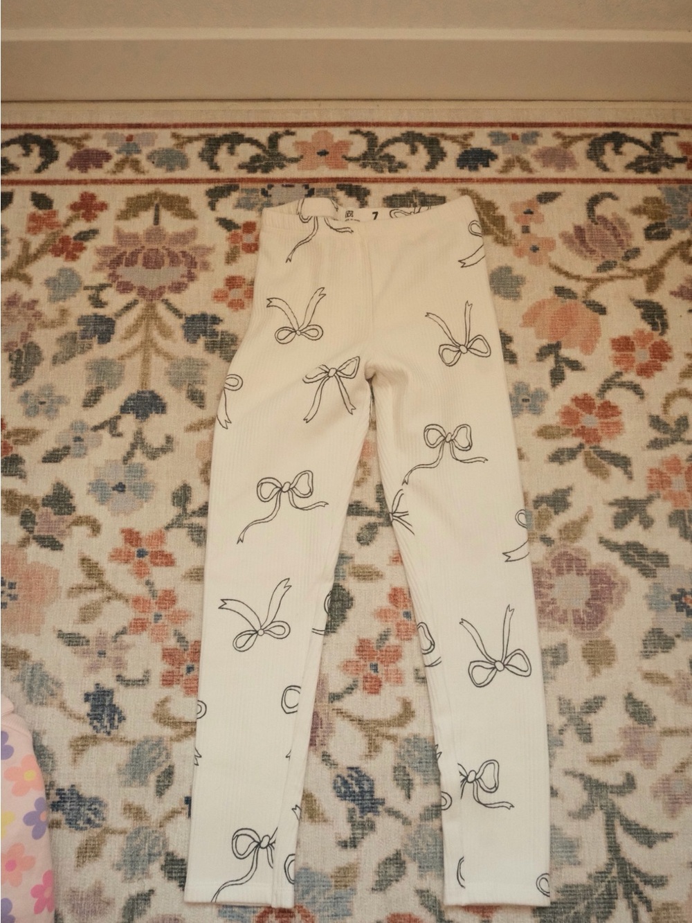 Cotton On White Ribbed Leggings with Black Bow Print